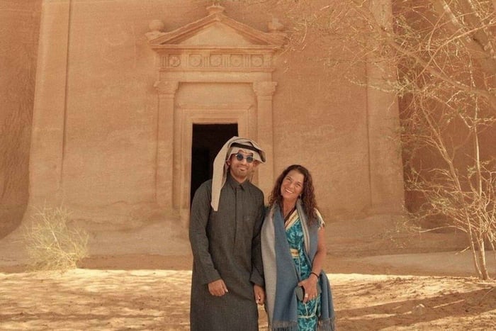 AlUla: Hegra, gamlebyen, Elephant Rock og saudisk måltid