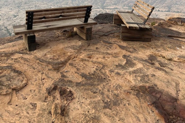 From Abha or Jazan: 3-Day AlReeth Adventure with Camping