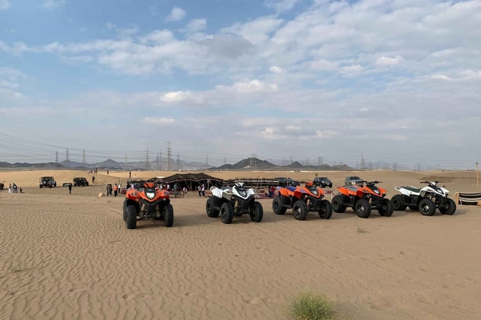Jeddah: Morning Desert Safari with Quad Bike Tour