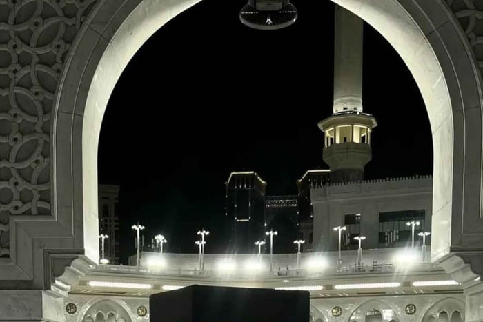 Mecca: Al-Safa Tour and the Holy Sites