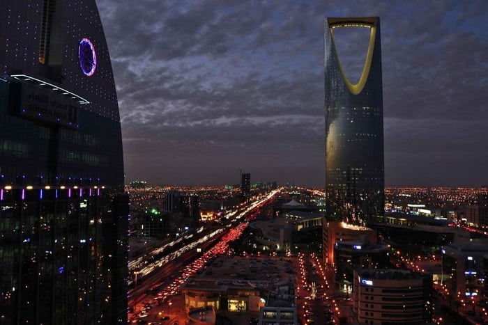 Riyad: avondtour met gids, uitzicht op de skyline en Saoedische koffie