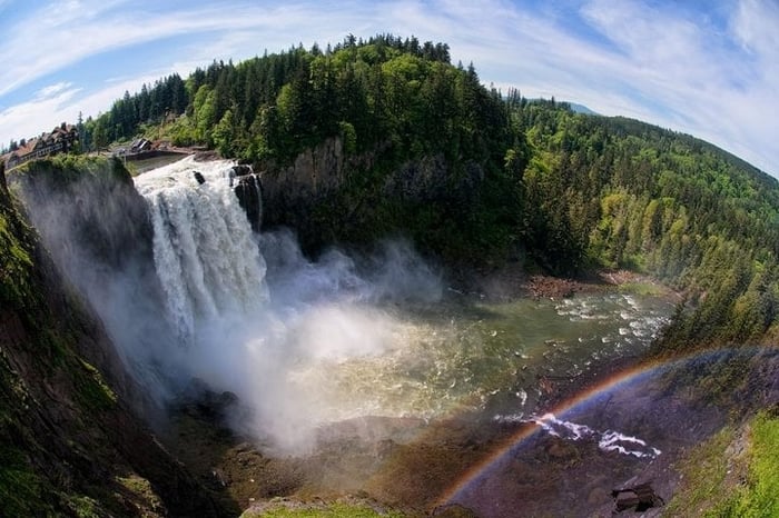Seattle City and Snoqualmie Falls Half-Day Guided Tour