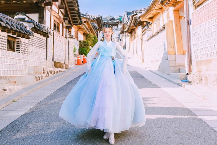 Bukchon Hanbok Experience at Hanboknam