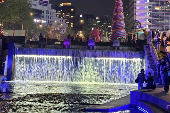 Cheonggyecheon to Gwangjang Market