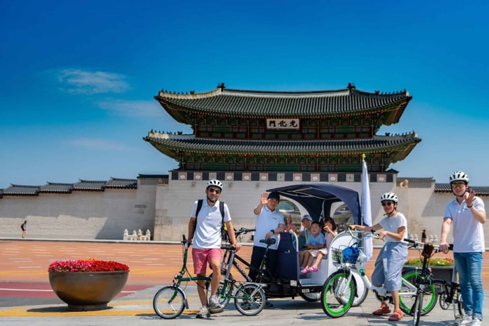 Guided Small Group V.I.P Morning Pedicab Tour