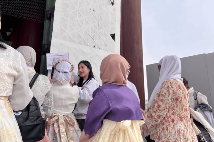 Gyeongbokgung Palace Tour with Arabic Guide
