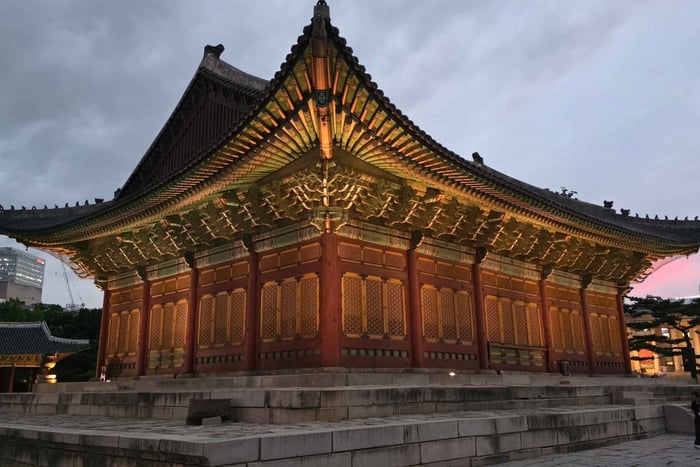 Incheon: VIP Shore Excursion with Palace & Museum Visit