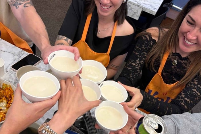 Local Vibes, Food & Market Tour with 8 Tastings