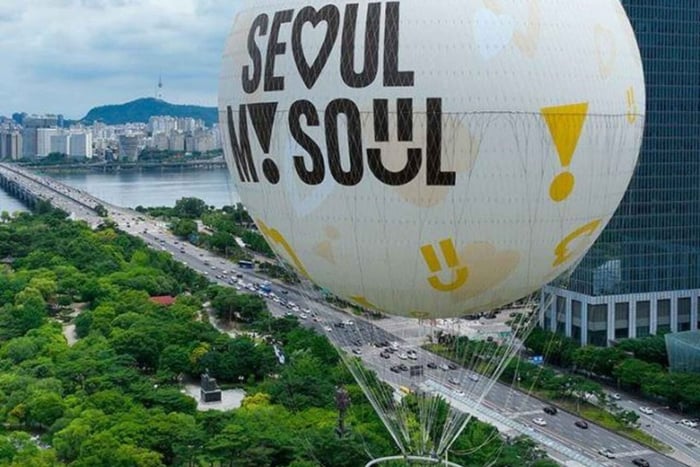 Private Night Tour with Balloon Experience