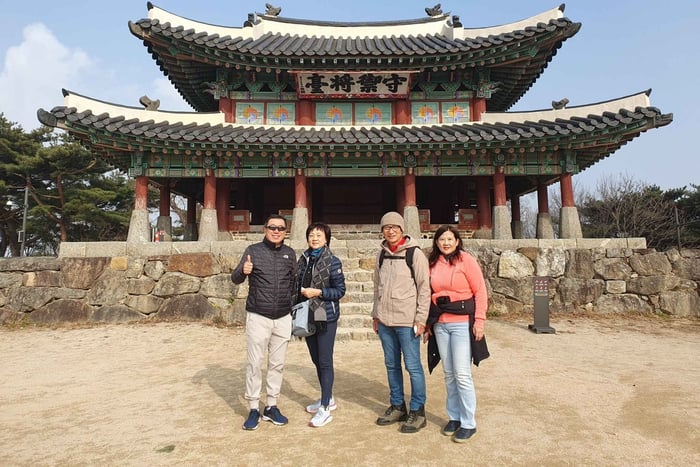 Königliche Gräber & Namhansanseong Festung Tour