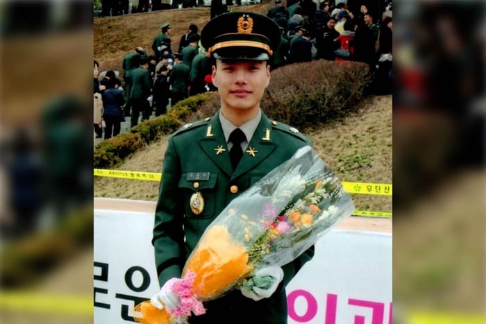 Small Group Cheorwon DMZ with Former Army Officer and Lunch