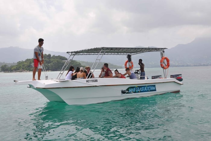 Mahe: Daybreak Cruise Escape with Snorkeling