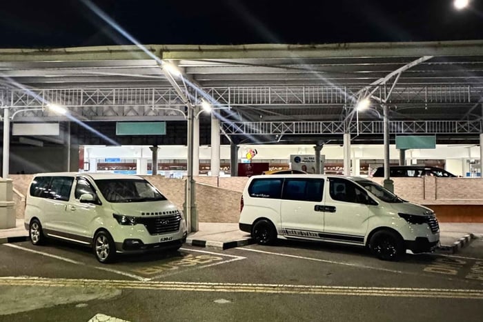 Seychellene Island: Pålitelig transport fra flyplassen til øya