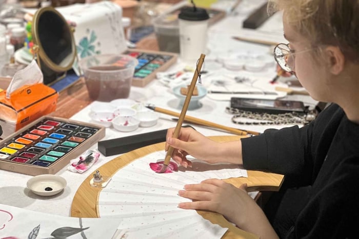 Chinesische Tuschemalerei auf Fächern – 90-minütiger Workshop
