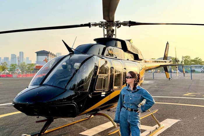 Scenic Helicopter Ride with Luxury Transfer