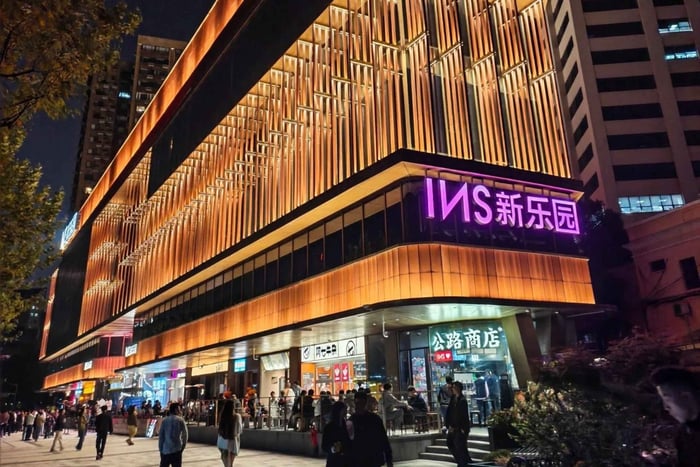 Shanghai INS – pakiet biletów i napojów do 9 klubów