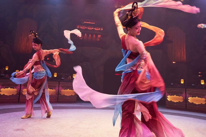 Xuyan – Xu Dunhuang Immersive Dining Experience