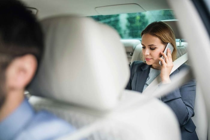 Airport Arrival/Departure One Way Transfer