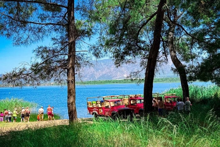 Dalyan: Jeep Safari Tour with Mud Baths and Iztuzu Beach