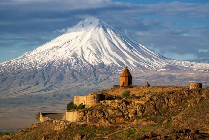 Från Jerevan: Dagsutflykt till Khor Virap, Noravank och Jermuk