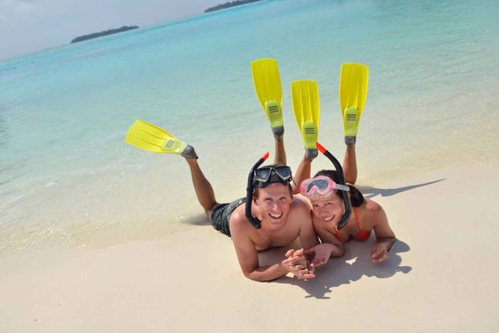 Hurghada: Nurkowanie z rurką łodzią motorową z odbiorem z hotelu