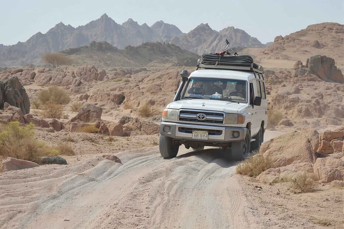 Sharm el-Sheij: jeep, quad, sandboarding y estrellas