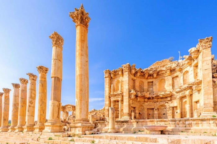 Jerash, Ajloun Castle or Umm Qais Private or Group Tour