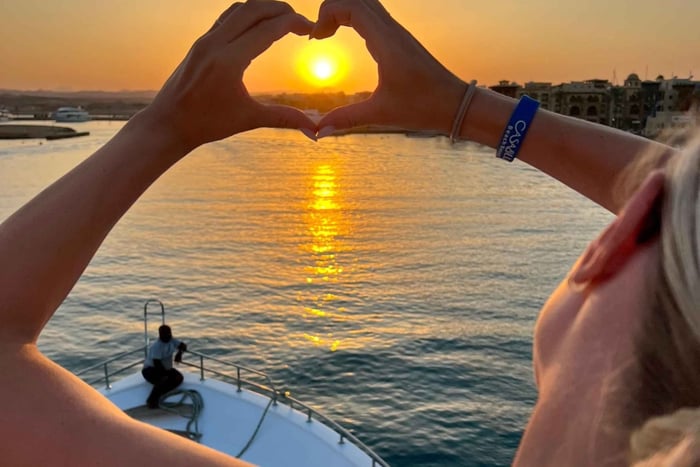 Marsa Alam: excursión de buceo al atardecer con tortugas y dugongos