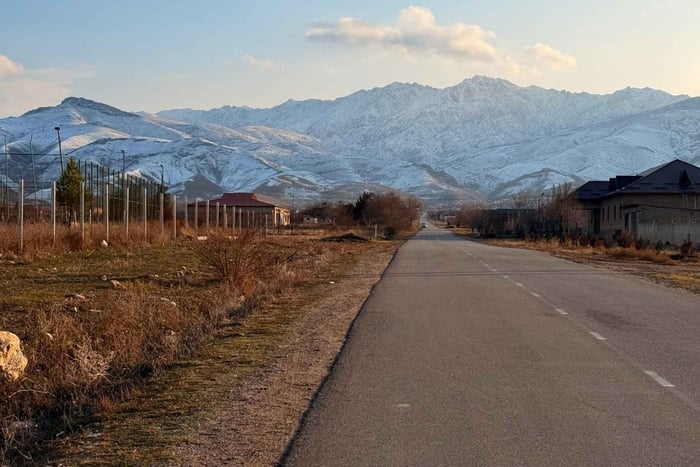 Samarkand: Urgut Bazaar, Chor Chinor, bergstur och lunch