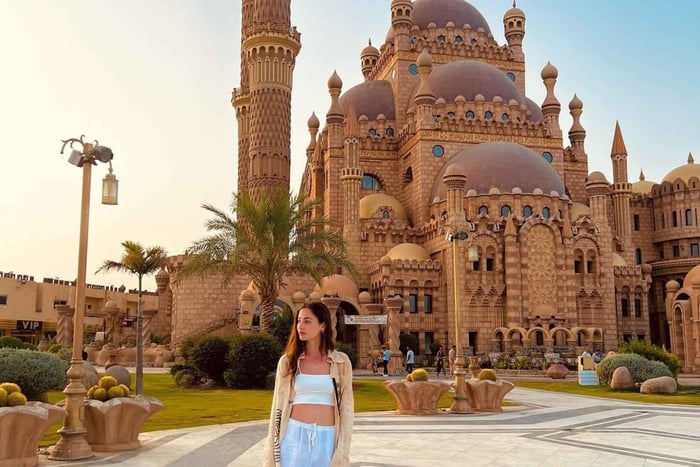 Sharm El Sheikh City Tour: Old Market, Mosque & Farsha Café