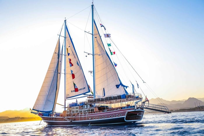 Sharm: Ras Mohamed & White Island Gulet Yacht Tour w/Snorkel