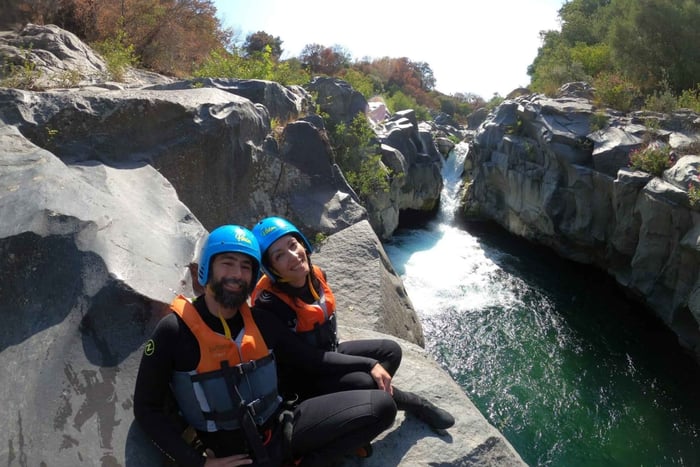 Alcantara-kløften: Klippeudspring og body rafting-eventyr