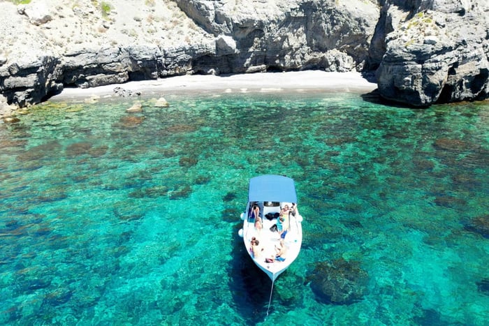 Boat tour to Favignana & Levanzo with Tastings and Swim stop