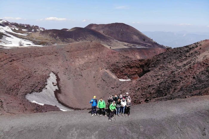 Etna2002Cave: Side crater and visit to a lava slide cave
