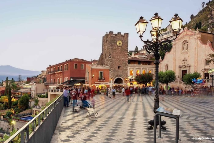 Excursão de Siracusa a Taormina e ao Borgo Sospeso de Castelmola