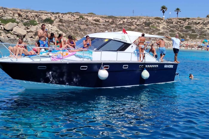 Favignana and Levanzo with Elisabetta II