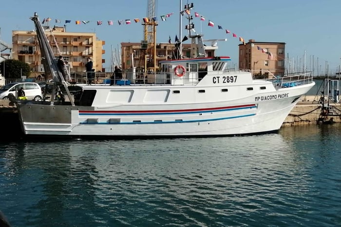 Fishing Tourism in Catania: Boat Experience with Typical Lunch on Board