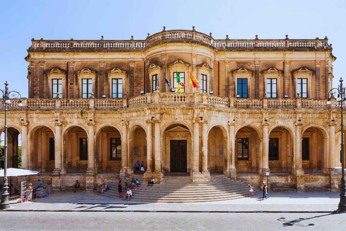 De Syracuse à Noto : voyage au cœur du baroque sicilien