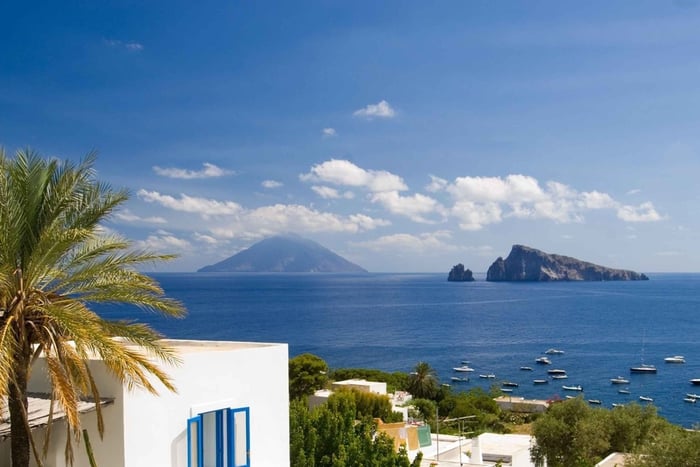 From Taormina: Chic Panarea and Stromboli Day Tour