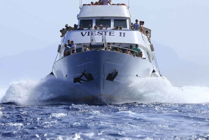From Trapani: Day Cruise to Favignana & Levanzo with Lunch