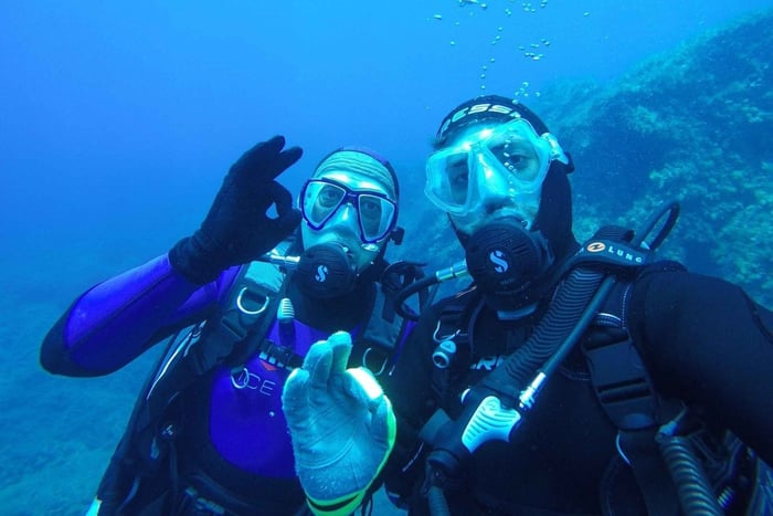 Lipari: Guided Scuba Diving Experience