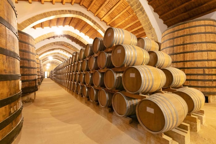 Marsala: Visita à vinícola Florio com degustações de vinhos combinados com comida