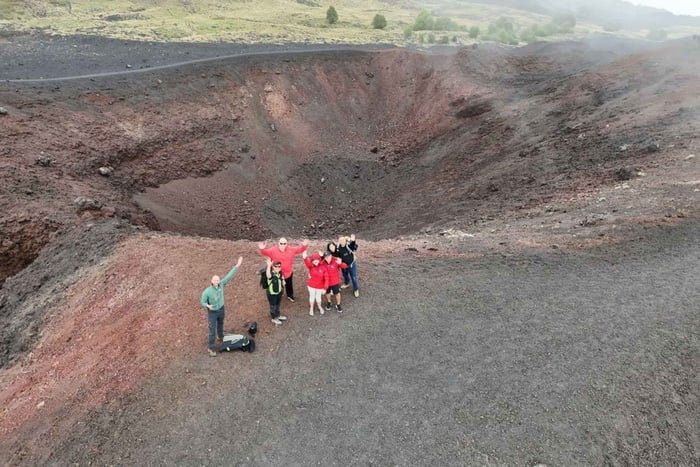 North Etna: 2002 Craters – oil/honey tastings – lunch at the winery