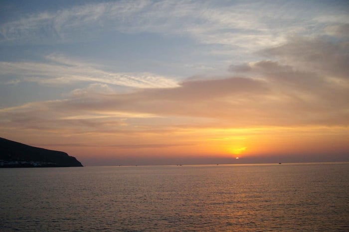 Pôr do sol especial em Stromboli, visto de Milazzo