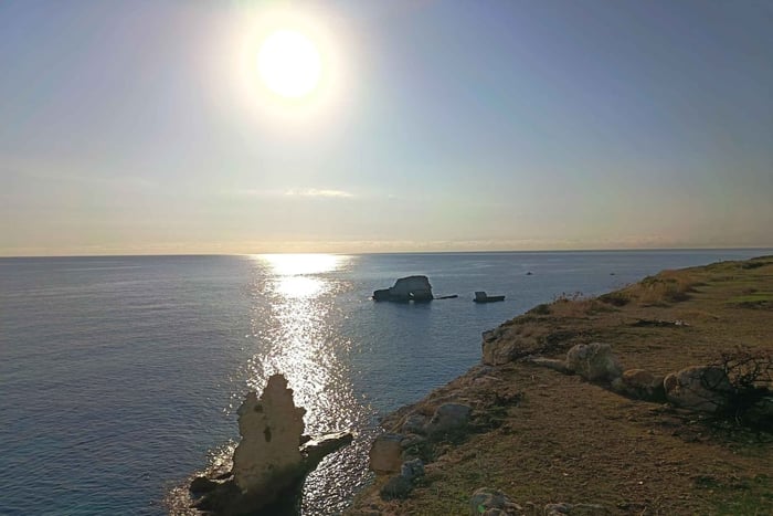 Syrakus: Ortigia, grotter og Brothers Bay med båd ved solopgang/solnedgang
