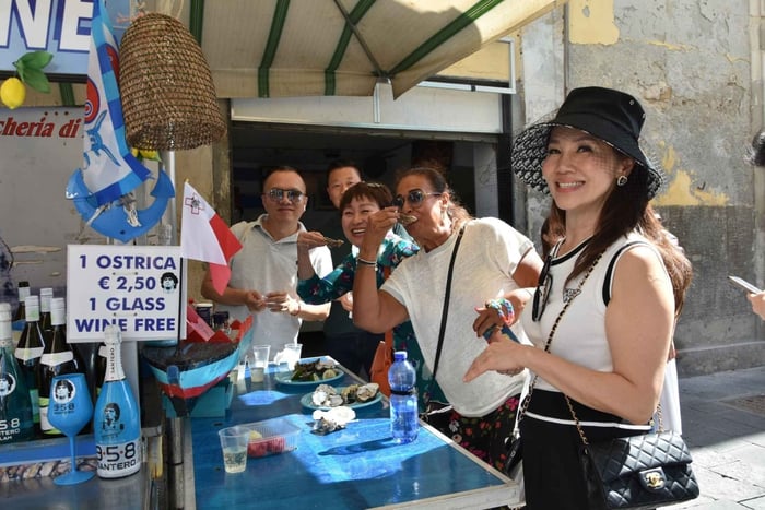 Syracuse: Ortigia Market Tour with Tastings