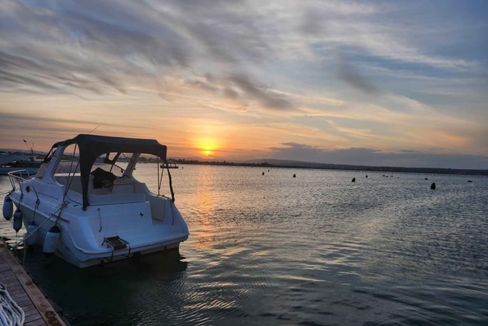 Syracuse: private cruise to swim in the most beautiful bays of Syracuse