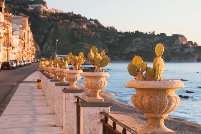 Taormina, Isola Bella en Castelmola vanaf Catania