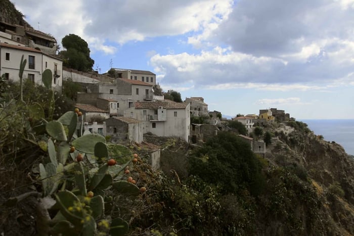 Taormina: The Godfather Film Tour to Savoca and Forza d'Agrò