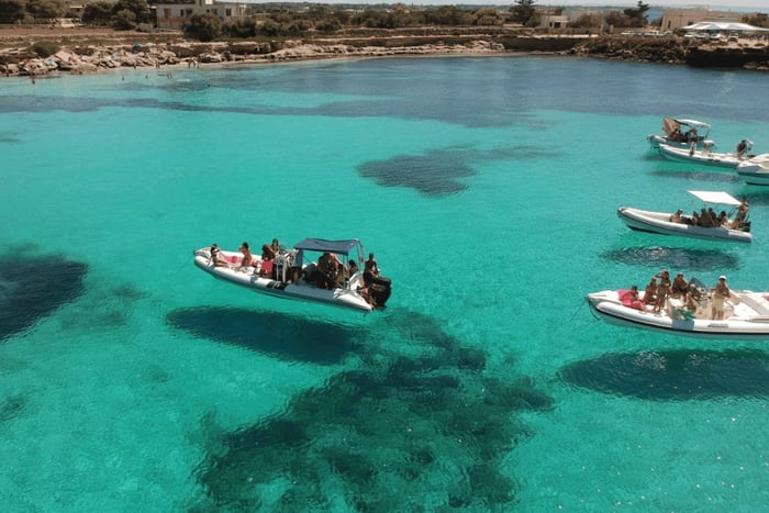 Kierros Egadin saarilla: Favignana ja Levanzo, sisältää lounaan